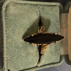 10kt Gold and Onyx ring